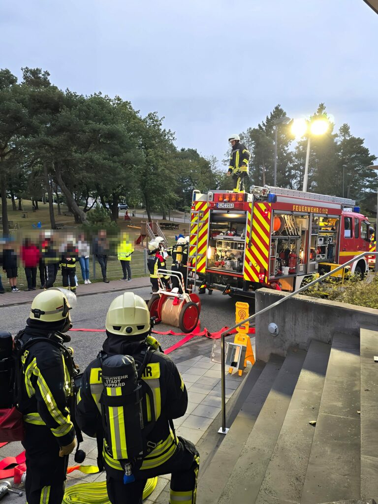 Übung: Kellerbrand mit Menschenrettung